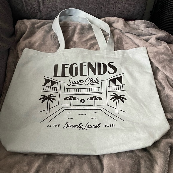 Stanley x Barbie EXCLUSIVE light blue tote bag NEW! - Picture 3 of 3